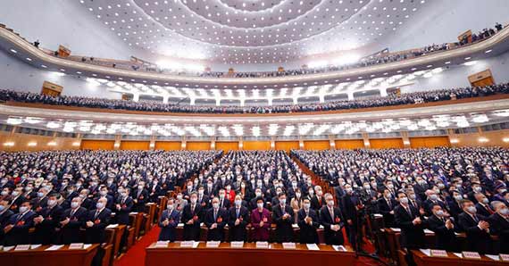 十四届全国人大一次会议举行第二次全体会议 